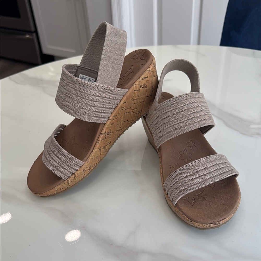 Skechers Women's Beige Wedge Sandals